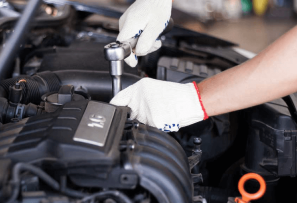 6_Costly_and_Dangerous_Problems_Of_Not_Decarbonizing_Your_Engine_Photo_Blog_1_1080x-1-1024x510-1-680x410